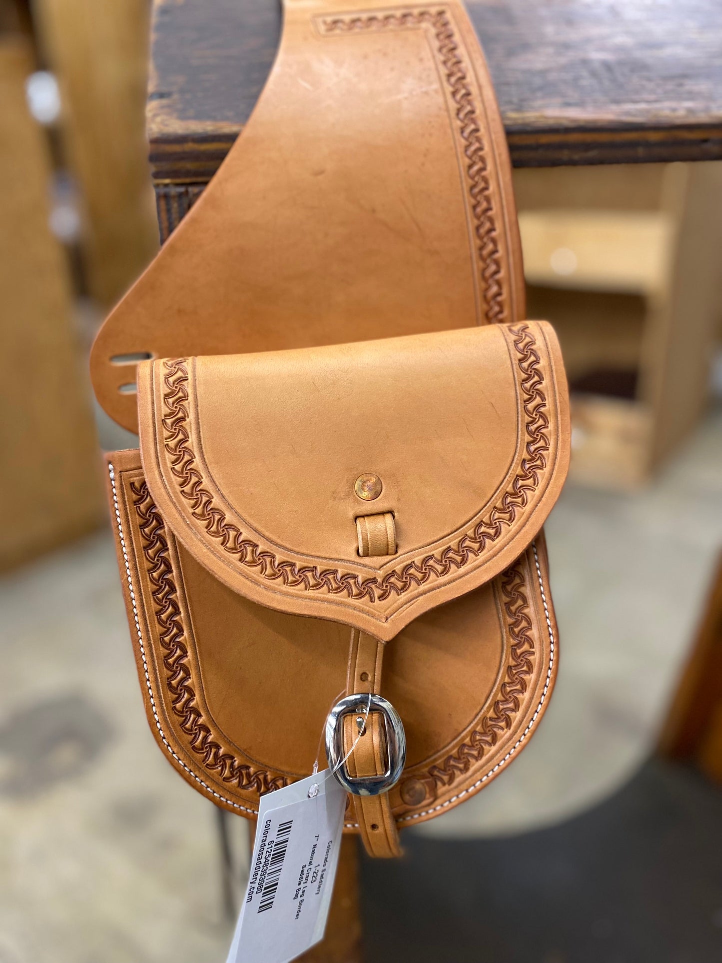 7" Natural Saddle Bag with Crazy Leg Border