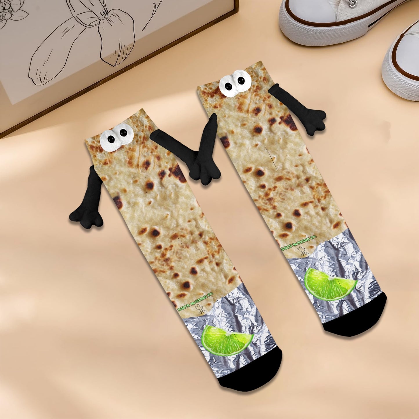 Tortilla & Lime Holding Hands Socks (Men)