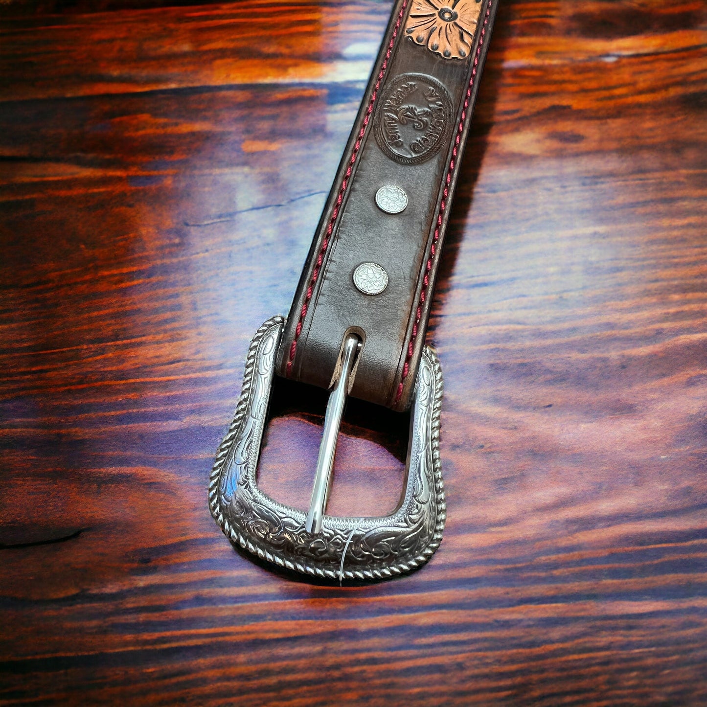 Hand-Tooled Western Leather Belt — Floral Design (32–36 Waist)