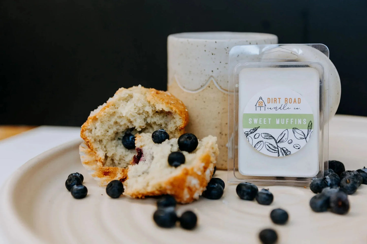 Sweet Muffins Wax Melt — Butter, Sugar, Blueberry, Vanilla & Streusel (10-12 hr burn/cube)