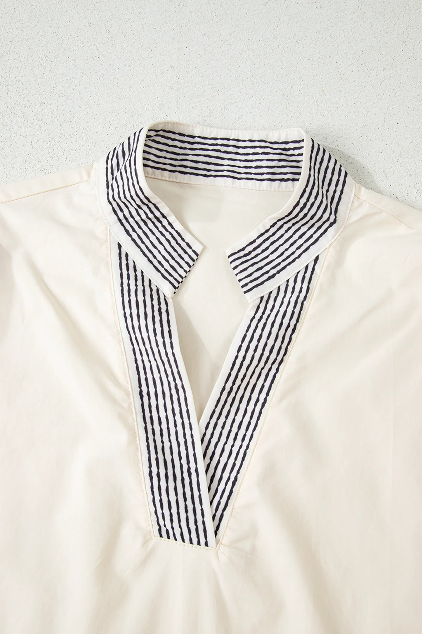 Floral Patchwork Contrast V-Neck Puff Sleeve Blouse