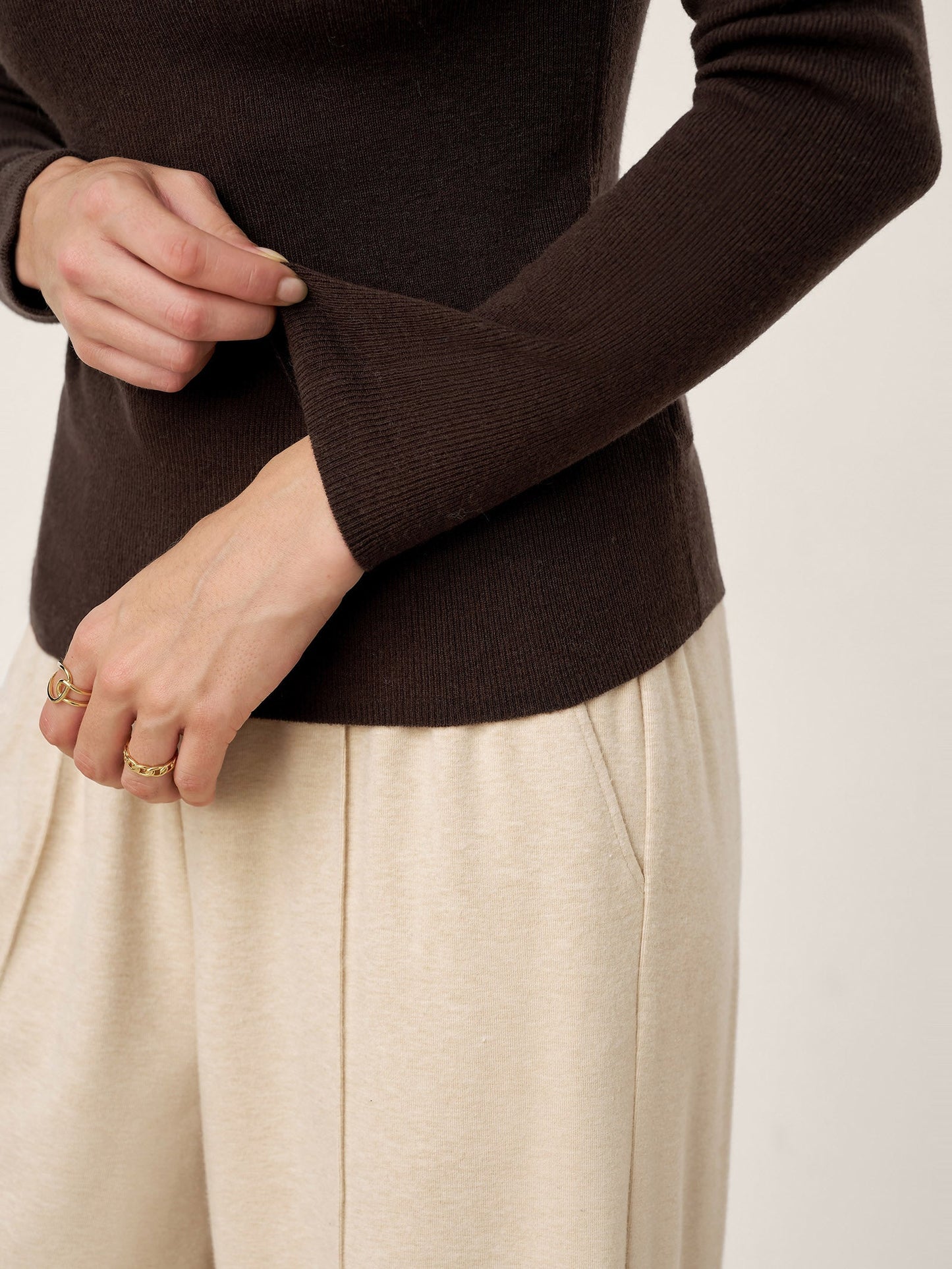 100% Extra-Fine Merino Wool Turtleneck Knit Sweater JOLENE