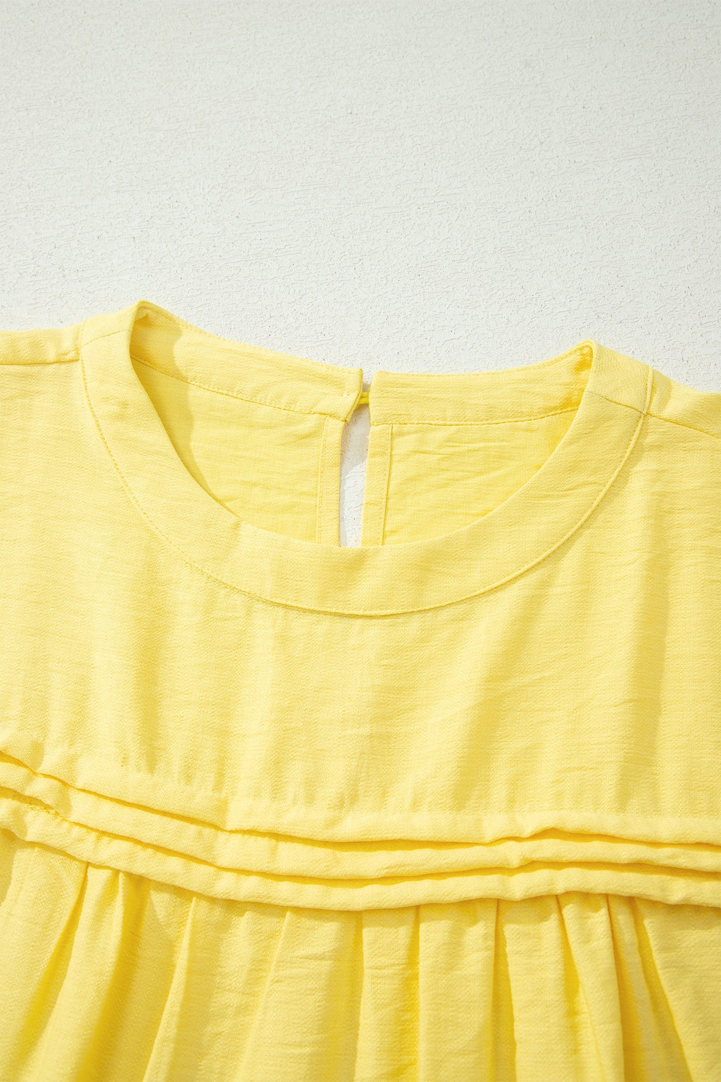 Solid Pleated Tie Sleeve Babydoll Blouse