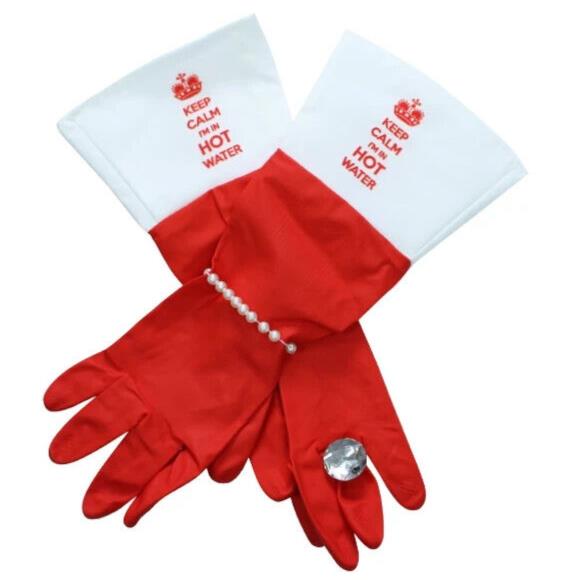 🧤 “Keep Calm I’m in Hot Water” Glam Gloves – Dish Duty with Attitude