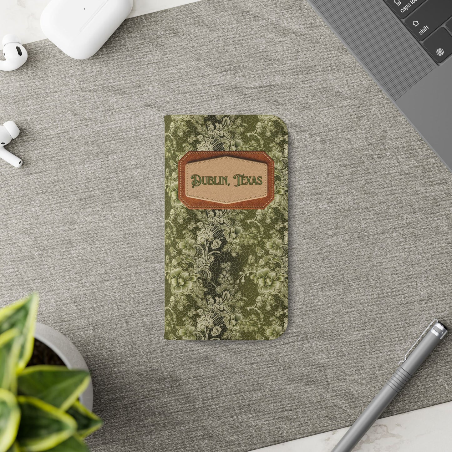 Dublin, Texas Lucky Lace Phone Flip Case Wallet (Samsung & iPhone)