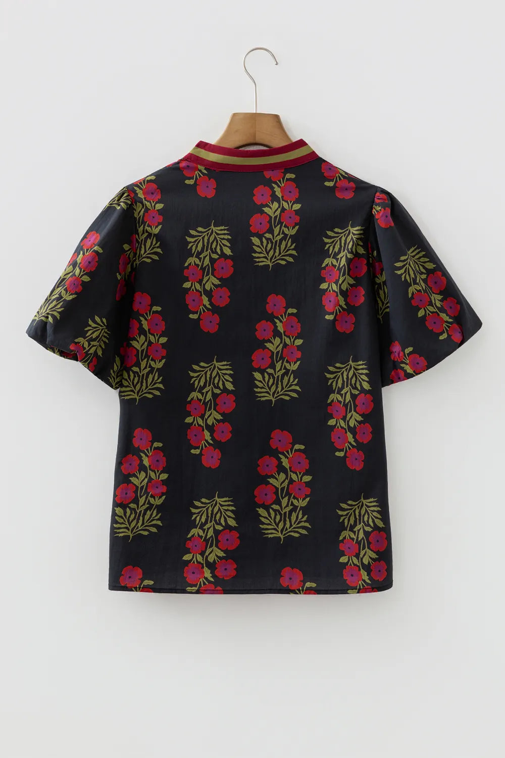 Floral Contrast Slit V-Neck Short Bubble Sleeve Blouse
