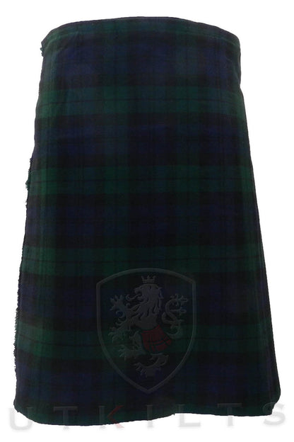Traditional Kilt – Premium 6–8 Yard Wool, Black Watch