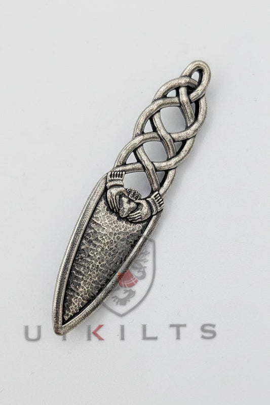 Kilt Pin – Inverloch, Claddagh Twist
