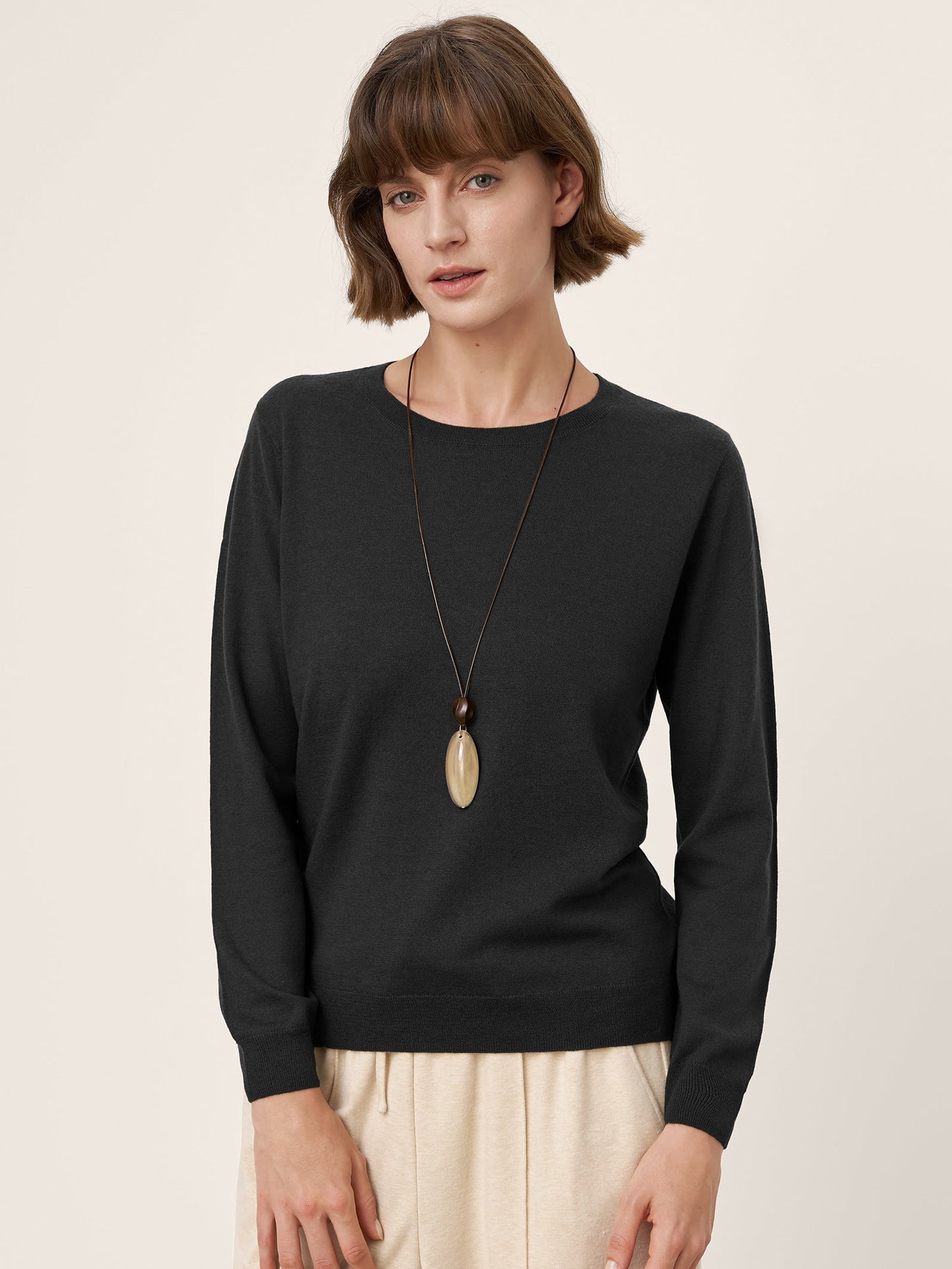 100% Extra-Fine Merino Wool Essential Crew Neck Knit Sweater BRIDGET