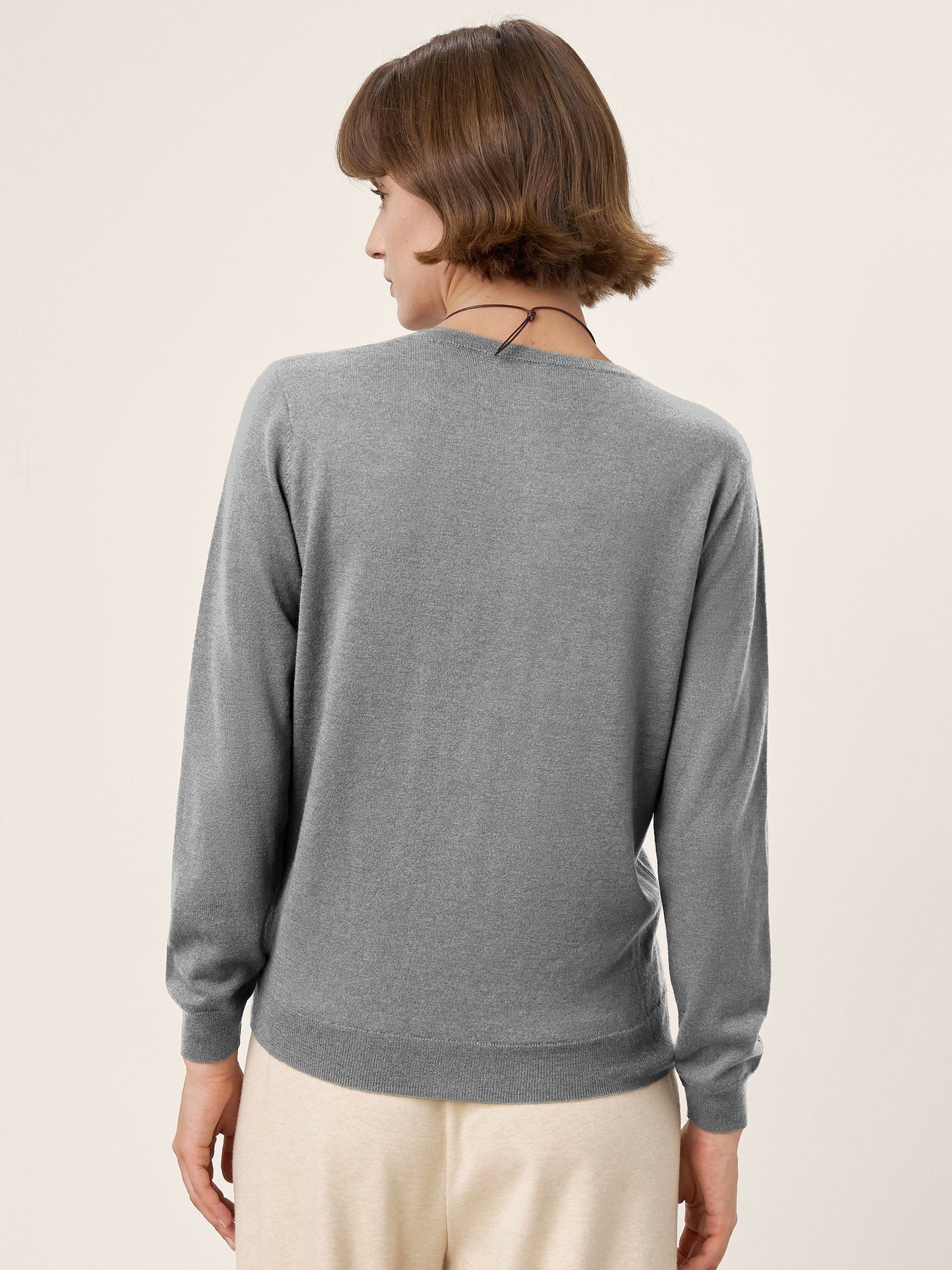 100% Extra-Fine Merino Wool Essential Crew Neck Knit Sweater BRIDGET
