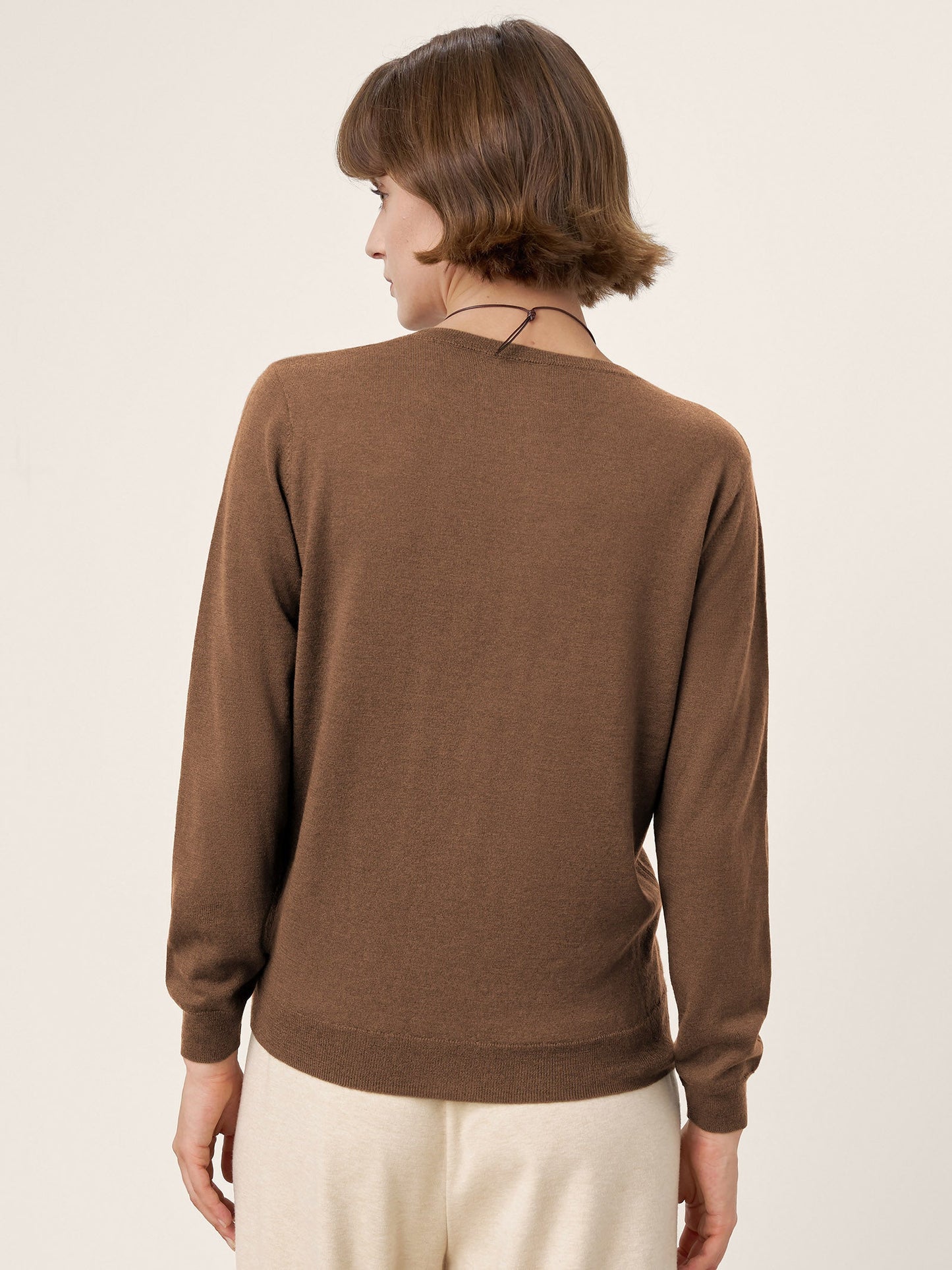 100% Extra-Fine Merino Wool Essential Crew Neck Knit Sweater BRIDGET