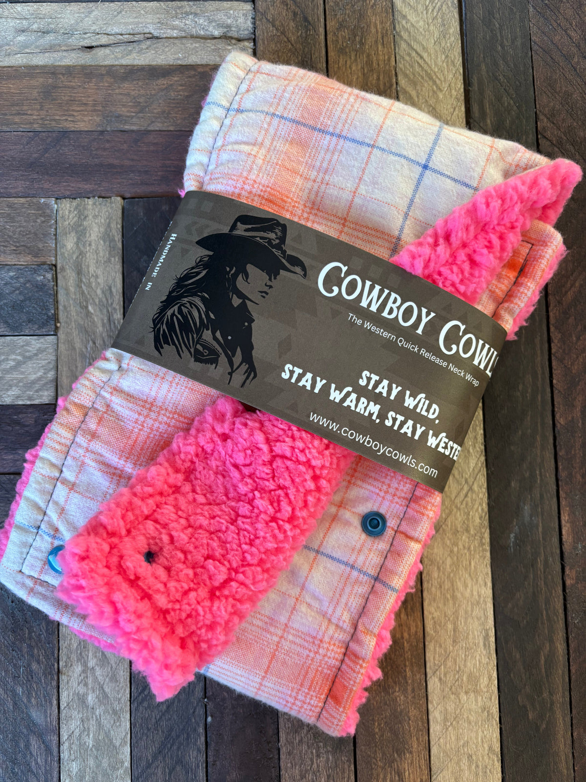 Elle Cowboy Cowl