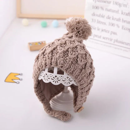 Knitted Pompon Winter Hat
