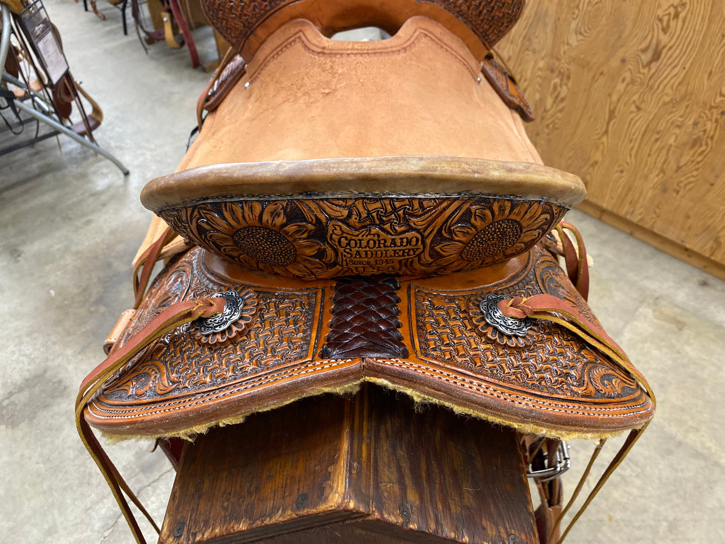 15" Cowgirl Delux