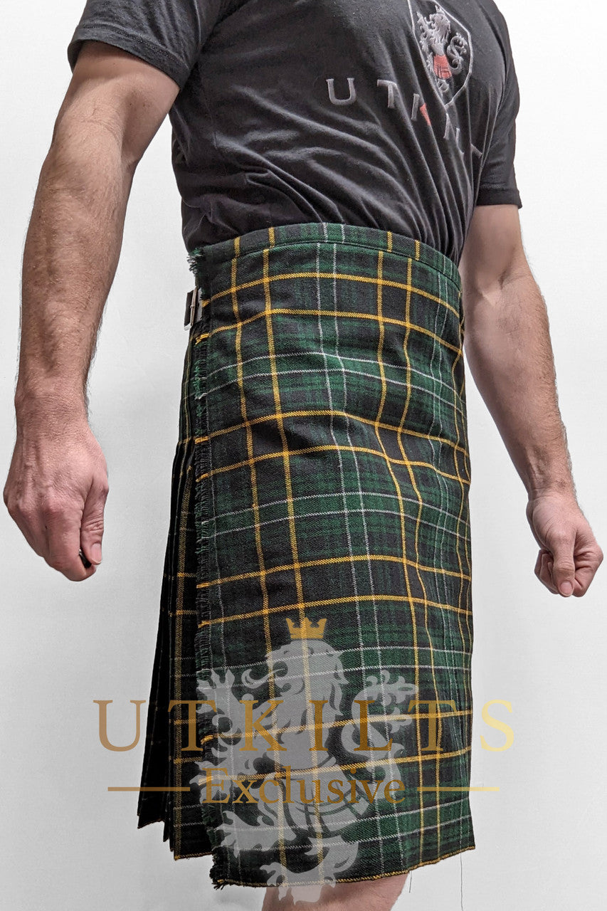 Traditional Kilt – Standard 4–5 Yard Wool, Irish Black