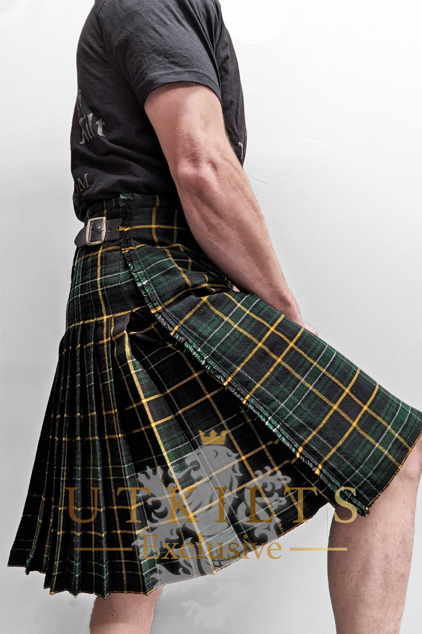 Traditional Kilt – Standard 4–5 Yard Wool, Irish Black