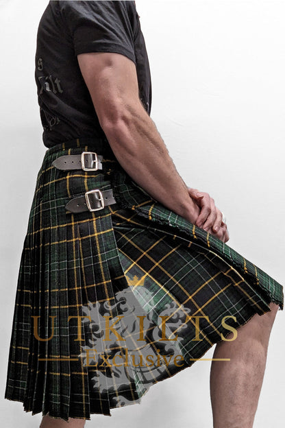 Traditional Kilt – Premium 6–8 Yard Wool, Irish Black
