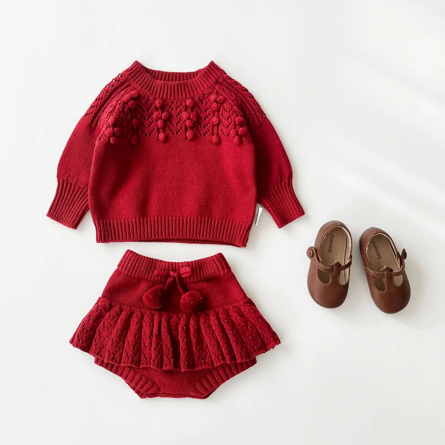 Elegant Knitted Sweater Outfit
