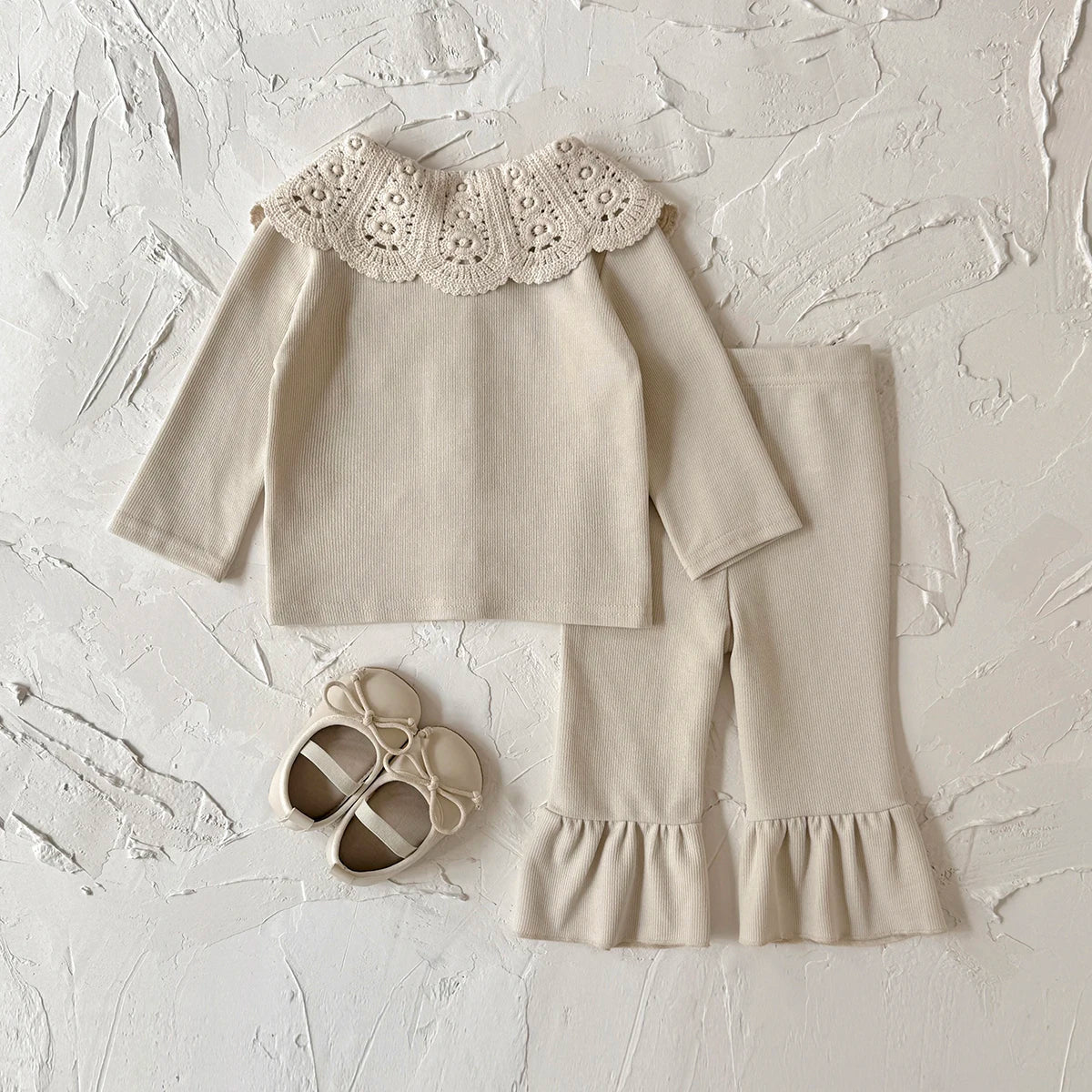 Large Lace Collar Cardigan Set