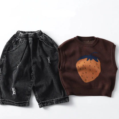 Sleeveless Fruit Knit Vest