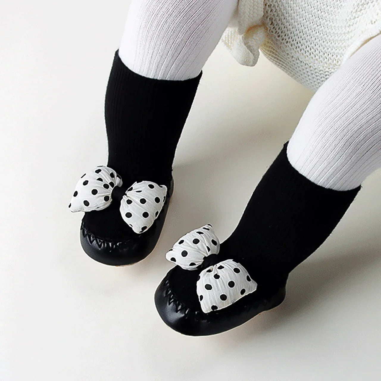 Contrast Bow Walker Shoes