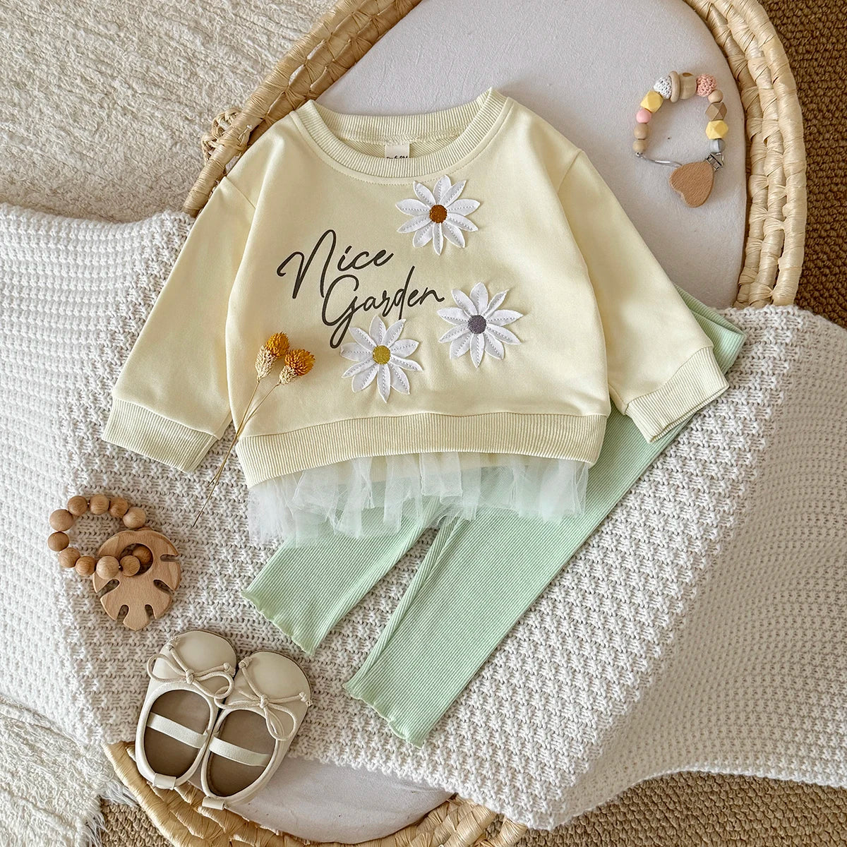 Flower Embroidery Lace Hem Set