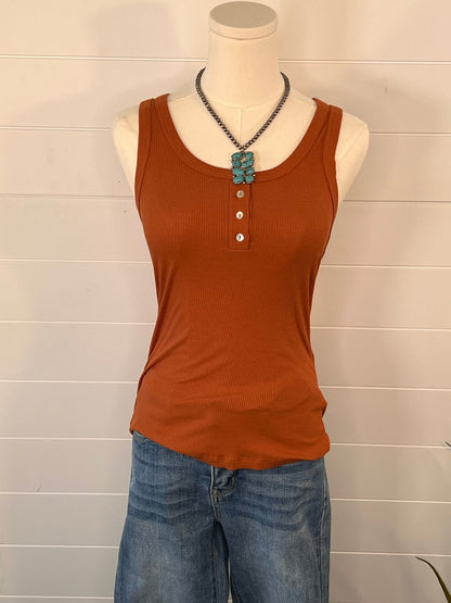 La Miel Basic Ribbed Button-Front Western Tank Top — Versatile Year-Round Layering Staple