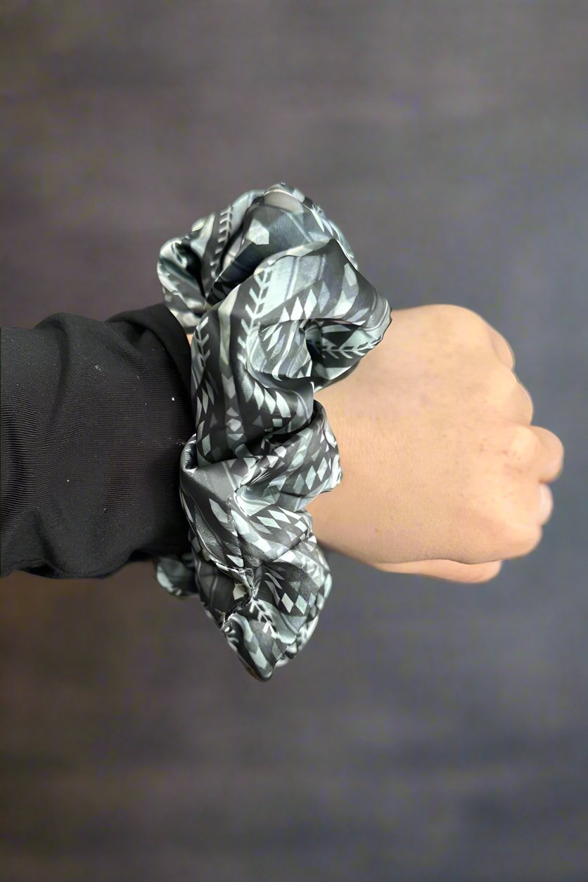 Coyote Call Western Aztec Scrunchie — Sterling Kreek Black, White & Grey Pattern (5" x 1.5")