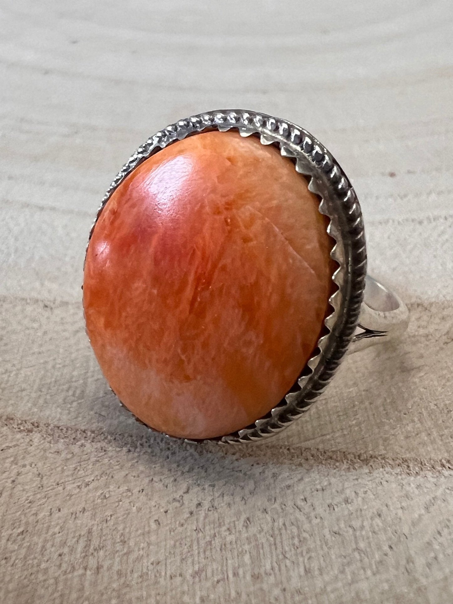 Ernest Hawthorne Navajo Spiny Oyster & Sterling Silver Ring — Size 7.5
