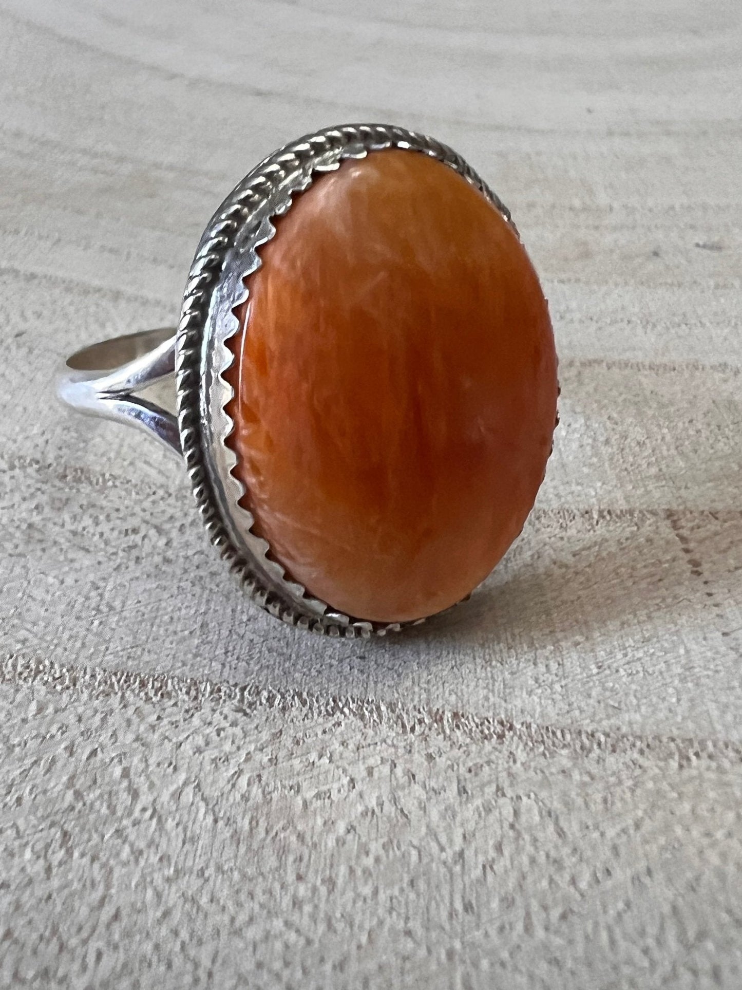 Ernest Hawthorne Navajo Spiny Oyster & Sterling Silver Ring — Size 7.5
