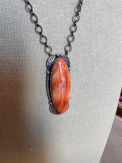 Tia Long Navajo Handmade LARGE Sterling Silver Spiny Oyster Necklace — 18" (Premium Size)