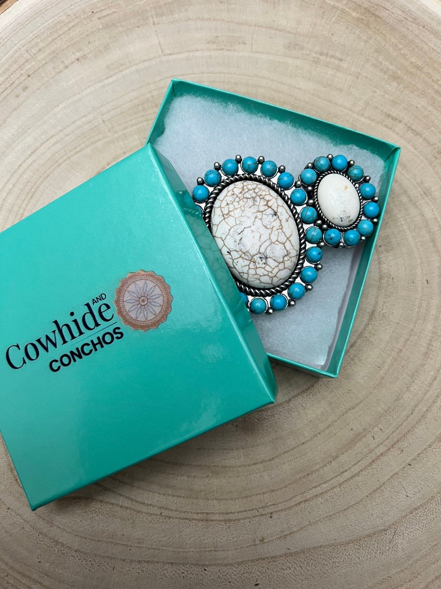 Western Turquoise & White Buffalo Stretch Cuff Bracelet — Bold Southwestern Statement