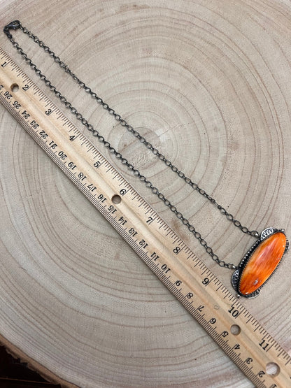Tia Long Navajo Handmade Sterling Silver Spiny Oyster Necklace — 18" (Standard 2" Pendant)