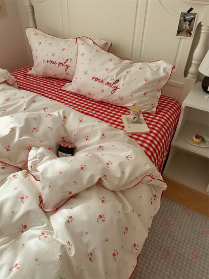 Coquette Rose Plaid Bedding Set