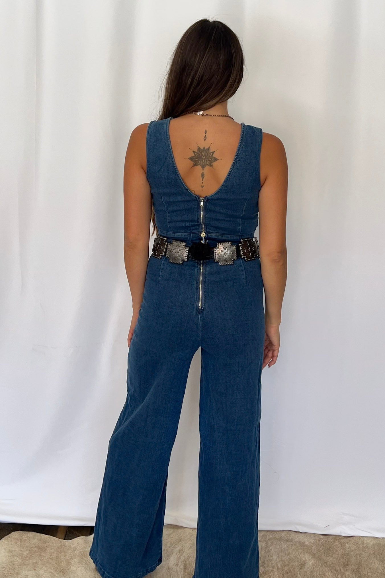 FLYING TOMATO "Rosie" Scalloped Neckline Washed Denim Western Jumpsuit — Wide-Leg with Banded Sash Belt & Back Zipper (small remains)