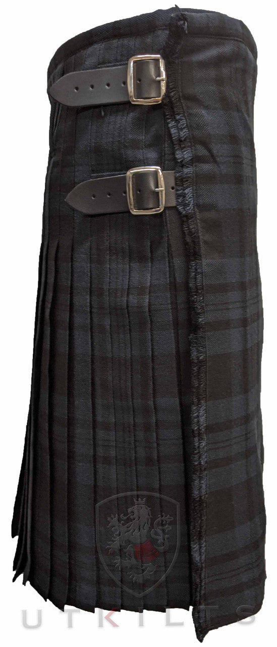 Traditional Kilt – Premium 6–8 Yard Wool, Black Isle