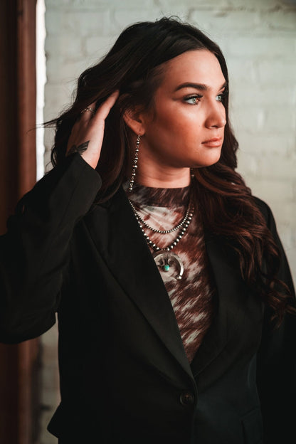 HYFVE Single-Button Notched Lapel Western Blazer — Black with Collared Neck & Front Flap Pockets