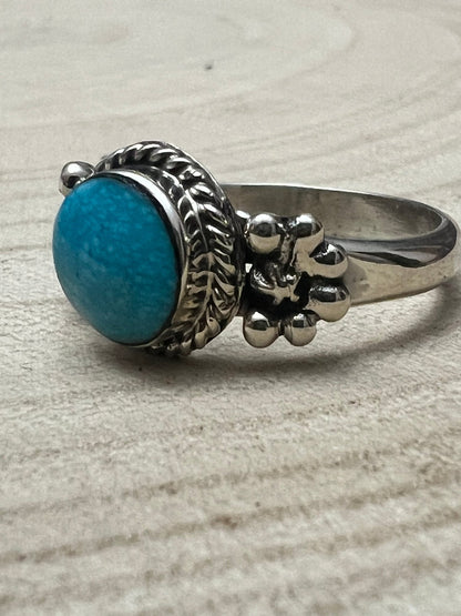 Suzanna Johnson Navajo Kingman Turquoise Sterling Silver Ring