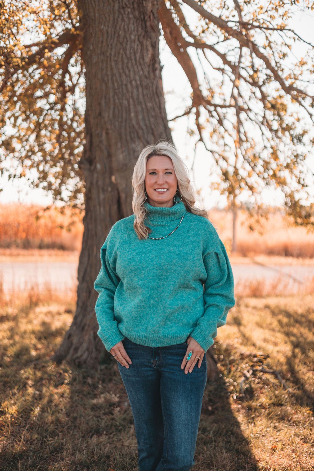 La Miel Loose-Fit Turtleneck Pin-Tuck Long Sleeve Western Sweater — Drop Shoulder Cozy Layering (small remaining)