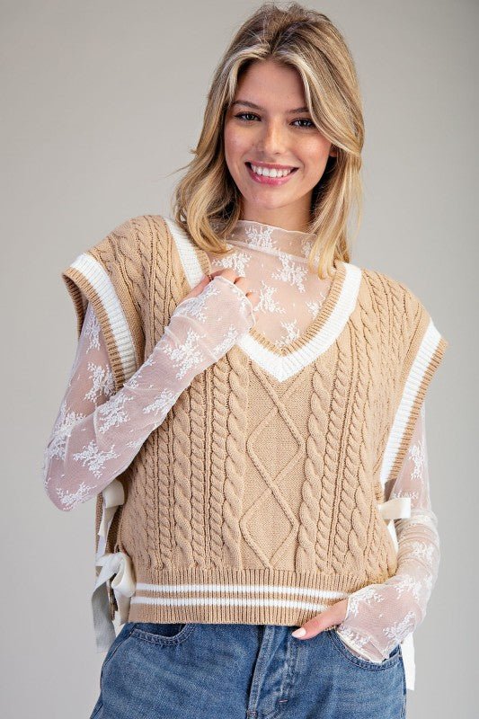 eesome V-Neck Side-Tie Cable Knit Sleeveless Western Sweater Vest — Preppy-Modern Cropped Layering