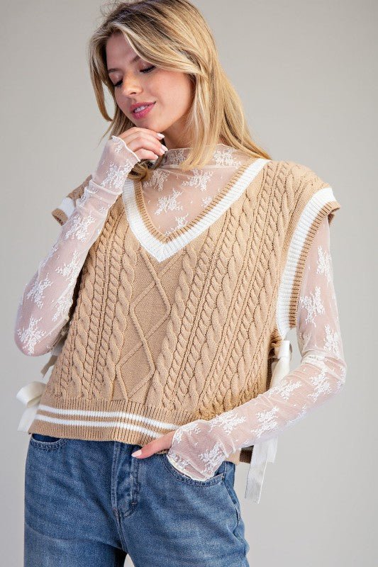 eesome V-Neck Side-Tie Cable Knit Sleeveless Western Sweater Vest — Preppy-Modern Cropped Layering