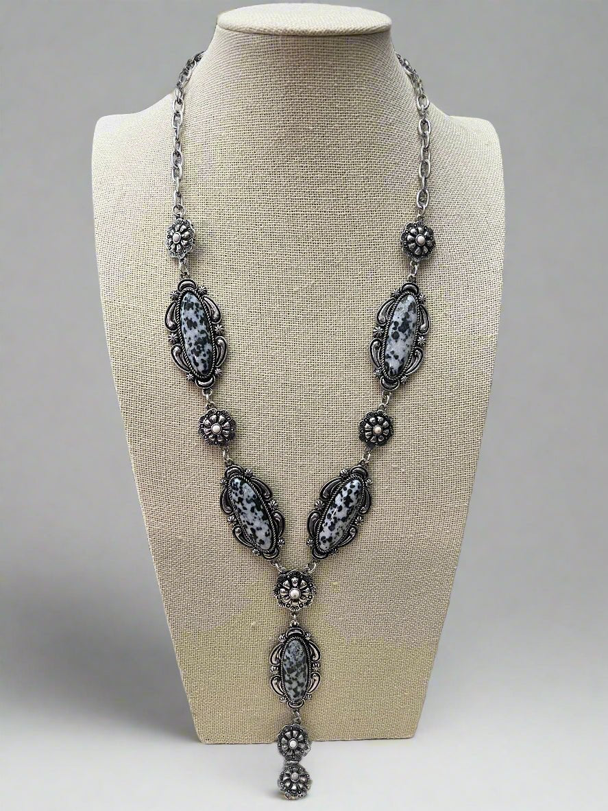 Western Faux White Buffalo Lariat Statement Necklace — 24 Inch Bold Statement